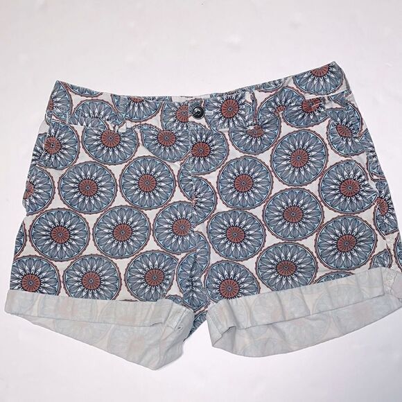 Banana Republic medallion print cuffed shorts with pockets size 2 - Picture 1 of 13